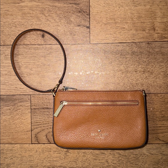 Kate Spade New York Leila Pebbled Leather Convertible Wristlet Mini Bag Trendy - Picture 5 of 14